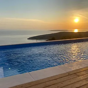 https://vita-vacation-home.primorje-gorskikotar.com